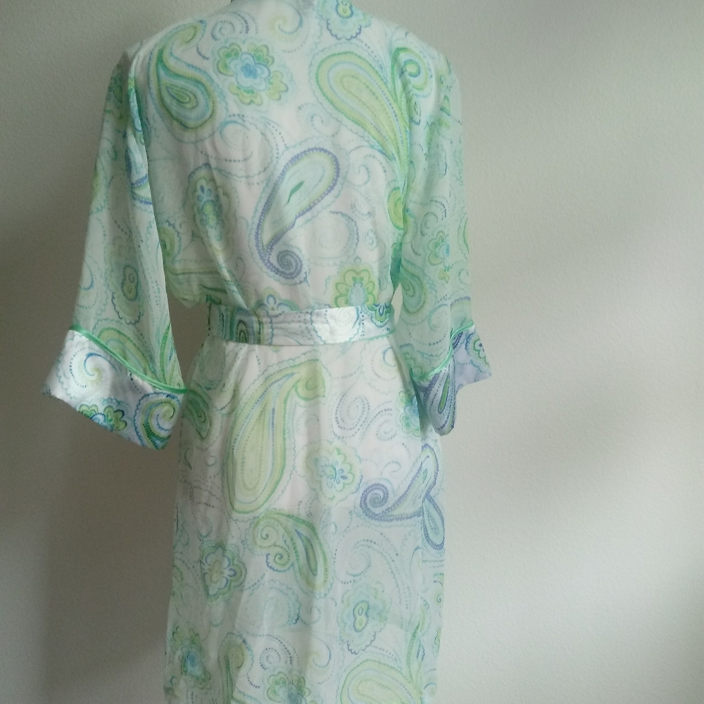 Wrap Robe - Picture 2 of 4